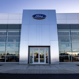Exterior outside entrance of College Ford Lincoln - Lethbridge, Alberta Exterior outside entrance of College Ford Lincoln - Lethbridge, Alberta