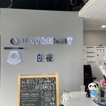 Day & Night Boba Tea House - Bubble Tea Near Me - Eugene, Oregon