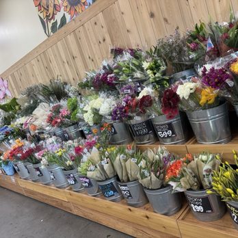 Trader Joe's - Flowers - Grocery Near Me - Santee, California