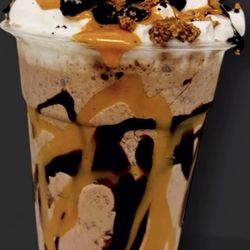 Mardi Gras Homemade Ice Cream - Reeses Oreo Milkshake which was soooo good