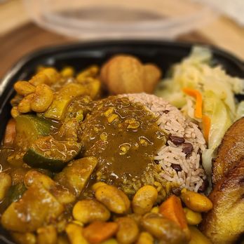 Chef Bigwayne Jamaican Cuisine - Curry Vegetable Stew - Caterers Near Me - Buffalo, New York Chef Bigwayne Jamaican Cuisine - Curry Vegetable Stew - Caterers Near Me - Buffalo, New York