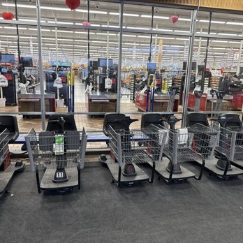 Woodman's Food Market - Electric carts for your mobility convenience - Grocery Near Me - Appleton, Wisconsin Woodman's Food Market - Electric carts for your mobility convenience - Grocery Near Me - Appleton, Wisconsin