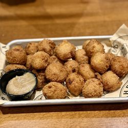 Smashed - Burgers & Cocktails - HUSH PUPPIES