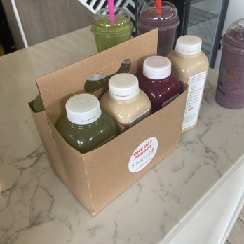 Squeeze Juicery - One day reboot of juices and 2 types of smoothies Take a Walk on the Wild Side and Green Eyed Lady - Juice Bars & Smoothies Near Me - Williamsville, New York Squeeze Juicery - One day reboot of juices and 2 types of smoothies Take a Walk on the Wild Side and Green Eyed Lady - Juice Bars & Smoothies Near Me - Williamsville, New York