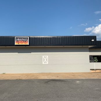 Johnny Mac’s - Outside of Johnny Macs - American Near Me - Sneads, Florida