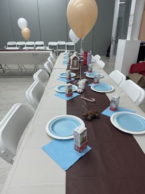 Huckleberry Play by null