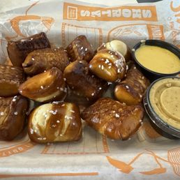 Pretzel bites -they were amazing
