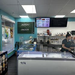 Super Snacks El Chihuas - Inside