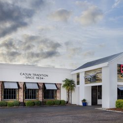 Dons Seafood- Hammond - The Hammond storefront, proudly marking Don's Seafood's Cajun tradition dating back to 1934.