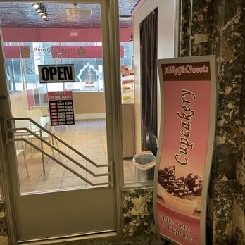 Abby Girl Sweets - Entrance from Hotel Foyer - Cupcakes Near Me - Cincinnati, Ohio Abby Girl Sweets - Entrance from Hotel Foyer - Cupcakes Near Me - Cincinnati, Ohio