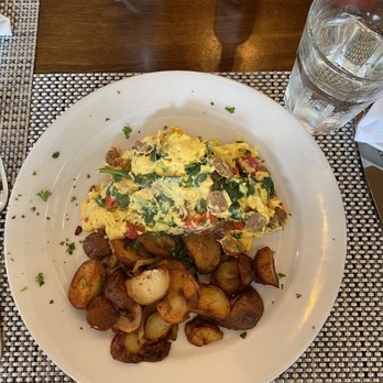 Oliver's Bistro - Egg omelette - Breakfast & Brunch Near Me - Miami Beach, Florida Oliver's Bistro - Egg omelette - Breakfast & Brunch Near Me - Miami Beach, Florida