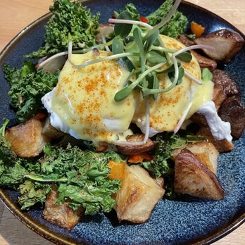 Harvest Food & Drink - Kale hash - Coffee & Tea Near Me - Jasper, Alberta