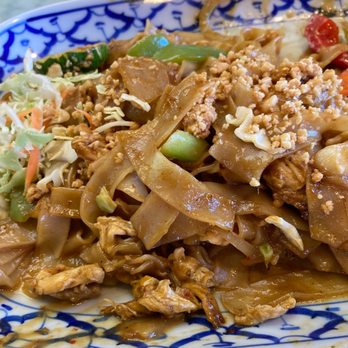 Thai Cuisine - Peanut sauce noodles and vegetables - Thai Near Me - Boise, Idaho Thai Cuisine - Peanut sauce noodles and vegetables - Thai Near Me - Boise, Idaho