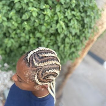 N'Love with Donjane - Feed in braids on short hair (4inches long) - Hair Stylists Near Me - Phoenix, Arizona N'Love with Donjane - Feed in braids on short hair (4inches long) - Hair Stylists Near Me - Phoenix, Arizona