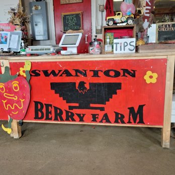 Swanton Berry Farm - Self check out counter - Pick Your Own Farms Near Me - Davenport, California Swanton Berry Farm - Self check out counter - Pick Your Own Farms Near Me - Davenport, California