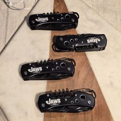 Jaws Country Store - Souvenir Swiss Army Knifes