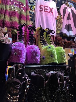 SEARCH & DESTROY by null