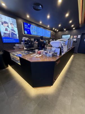 Luckin Coffee by null