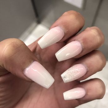Buff & Shine Nails and Spa - Nail Salons Near Me - Amityville, New York