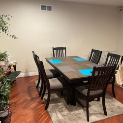 VK Furniture & Mattress - Dinning table set