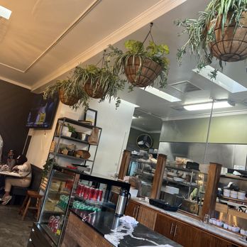 Eggy’s Neighborhood Kitchen - Indoor - Breakfast & Brunch Near Me - Berkeley, California Eggy’s Neighborhood Kitchen - Indoor - Breakfast & Brunch Near Me - Berkeley, California