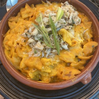 Oyo - Mac and Cheese with Dungeness Crab - Latin American Near Me - Pleasanton, California Oyo - Mac and Cheese with Dungeness Crab - Latin American Near Me - Pleasanton, California