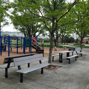 Maple Grove Park - Parks Near Me - Applewood, Colorado