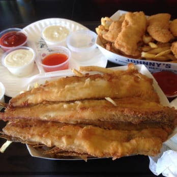 Johnny's Reef Restaurant - Whiting with fries a grease bomb ..the oils just tastes wack.. - Seafood Near Me - Bronx, New York Johnny's Reef Restaurant - Whiting with fries a grease bomb ..the oils just tastes wack.. - Seafood Near Me - Bronx, New York