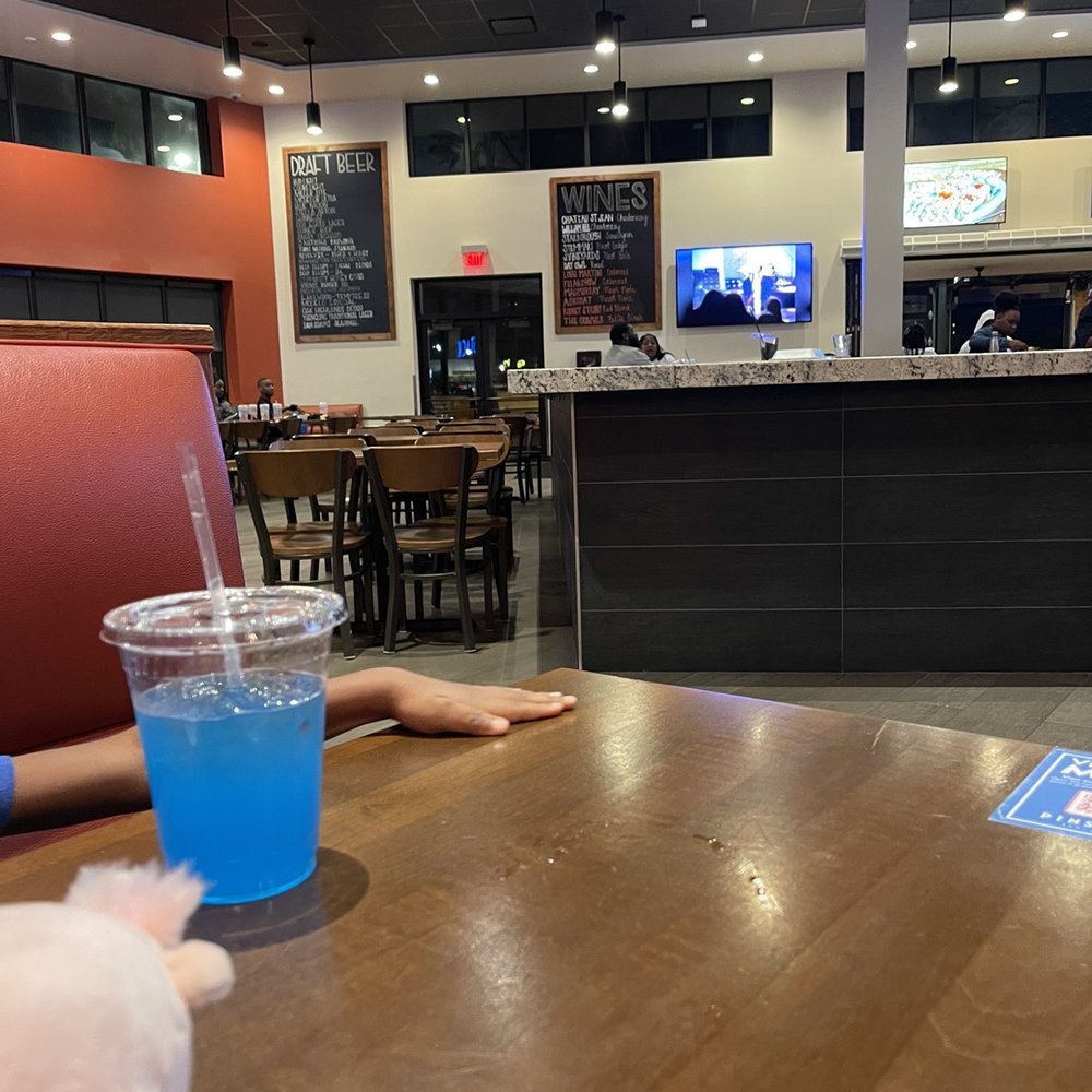 Pinstack - Dining area - Bowling Near Me - Irving, Texas Pinstack - Dining area - Bowling Near Me - Irving, Texas