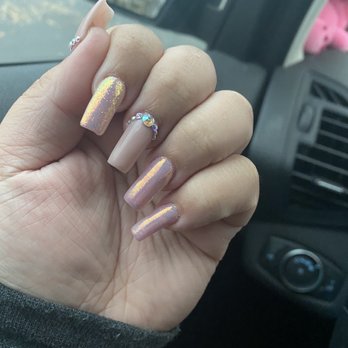 Camarillo Nails and Spa - Nail Salons Near Me - Camarillo, California Camarillo Nails and Spa - Nail Salons Near Me - Camarillo, California