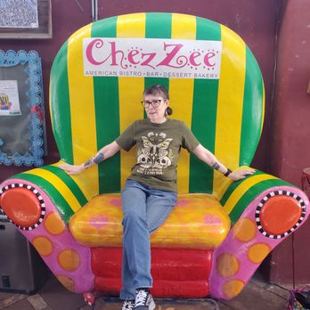 Chez Zee American Bistro - Like a Dr. Suess or pee wees playhouse - Desserts Near Me - Austin, Texas