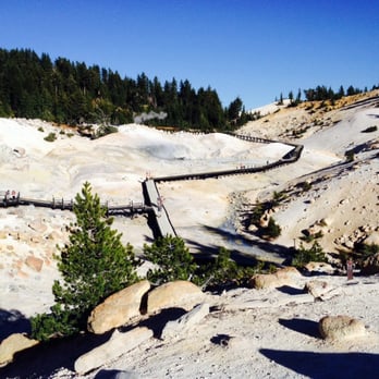 Bumpass Hell Trail - Bumpass Hell broadwalk - Hiking Near Me