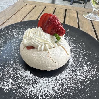 Hart House Restaurant - pavlova - Seafood Near Me - Burnaby, British Columbia