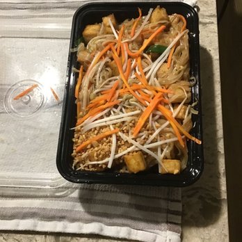 Ban Chok Dee Thai Cuisine-Langley - Tiny pad thai portion - Thai Near Me - Langley, British Columbia Ban Chok Dee Thai Cuisine-Langley - Tiny pad thai portion - Thai Near Me - Langley, British Columbia