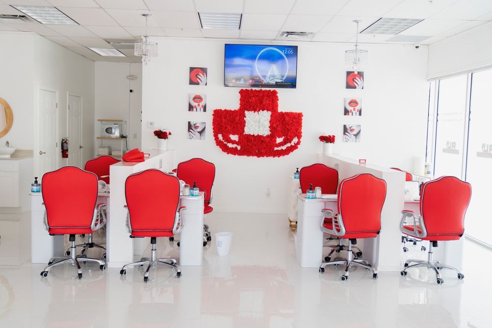 ROYAL LUSH NAILS & BEAUTY Updated September 2024 17 Photos 2978