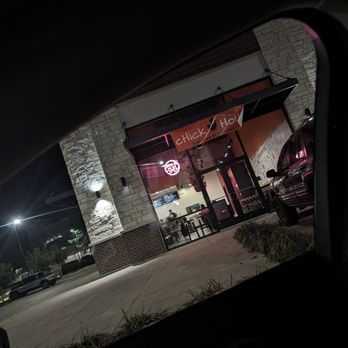 Chick Houz - Outside - Chicken Shop Near Me - Houston, Texas