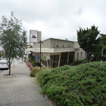 El Patron - See what I mean by a triangular building. - Mexican Near Me - Altadena, California