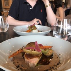 L'Équilibre - Volaille fermière accompagnée d’une purée de champignon et légumes de saison