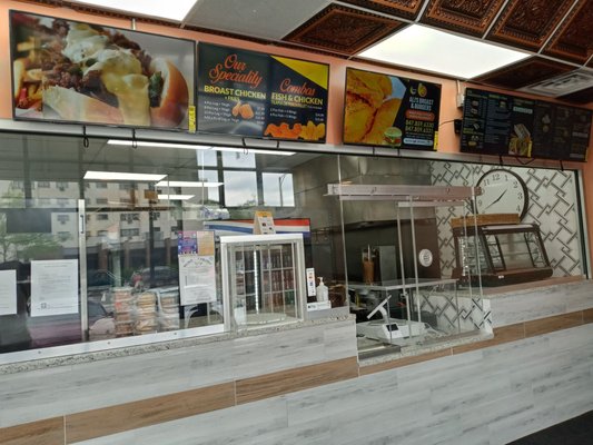 Ali's broast & burgers evanston حلال by null