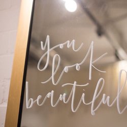 Glamorous U Beauty Center & Vintage Boutique