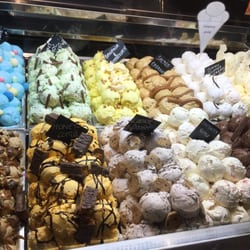 Wallace Well Farm - Ice cream display