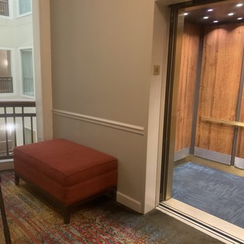 Courtyard by Marriott Denver Downtown - Hallway, elevator entrance - Hotels Near Me - Denver, Colorado Courtyard by Marriott Denver Downtown - Hallway, elevator entrance - Hotels Near Me - Denver, Colorado