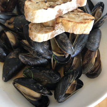 Fig - Thai Red curry mussels - French Near Me - Asheville, North Carolina