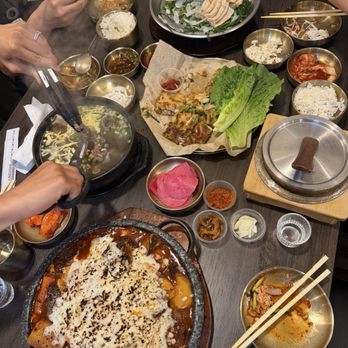 Mugunghwa - Galbijim, Galbitang, seafood pancake, bossam - Soup Near Me - El Cerrito, California