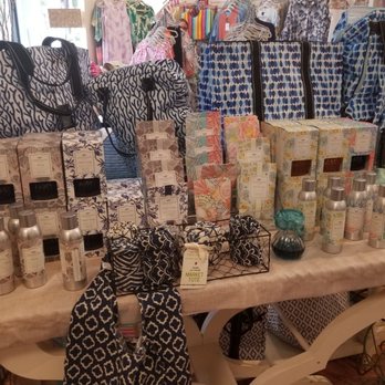 Twisted Sisters! - Accessories Near Me - Fernandina Beach, Florida Twisted Sisters! - Accessories Near Me - Fernandina Beach, Florida
