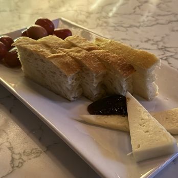 Elite Event at The Franklin 2025 - Sourdough, cheese, jam, grapes - Yelp Events Near Me - Brooklyn, New York