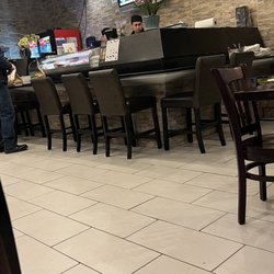 Sushi Village - Sushi counter