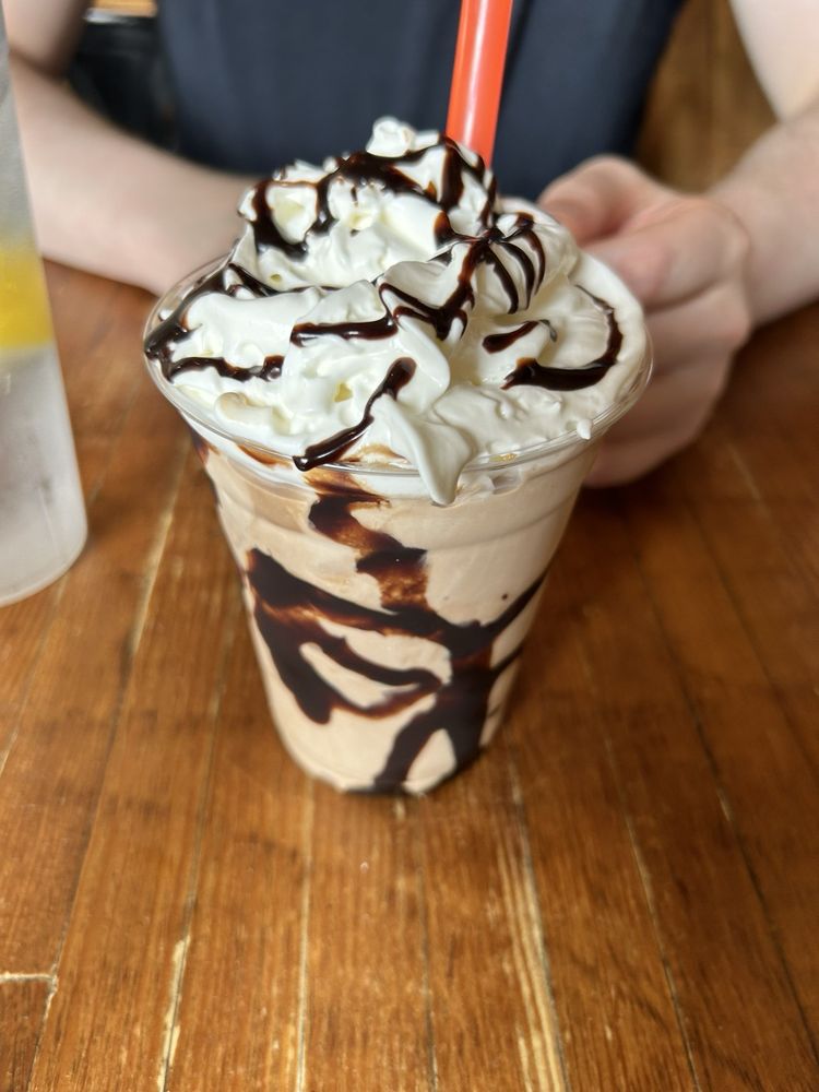 Social spots from Stack'd Burgers & Beer - Oakland