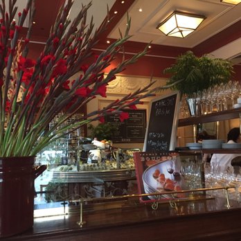 Bouchon - French Near Me - Yountville, California