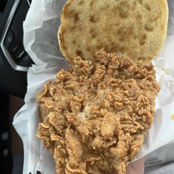 KFC - Chicken Shop Near Me - Knightdale, North Carolina